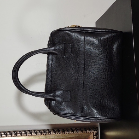 Real Simple Style Faux Leather Satchel/ Shoulder Bag - Picture 3 of 9